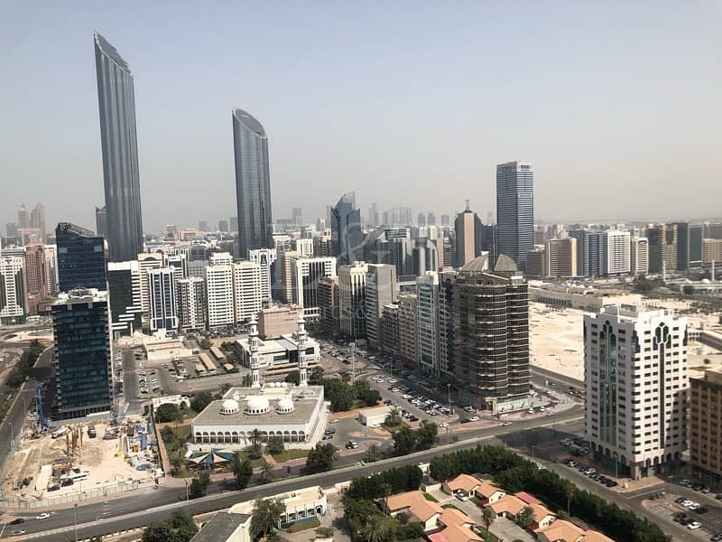 Great view and spacious 4BR in corniche ICity View