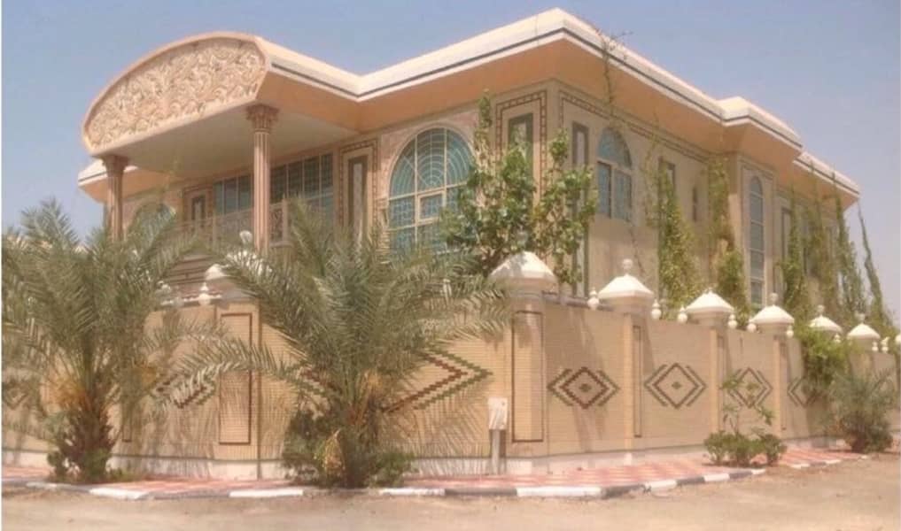 For lovers of luxury and sophistication, Villa for sale in Sharjah, Wasit area, very excellent finishes