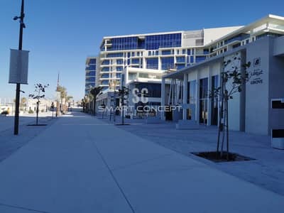 Nice interior and layout| Prime location| Vacant Nice interior and layout| Prime location| Vacant
