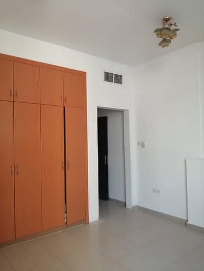 2 bhk for Rent in Al Rashidiya towers, Ajman