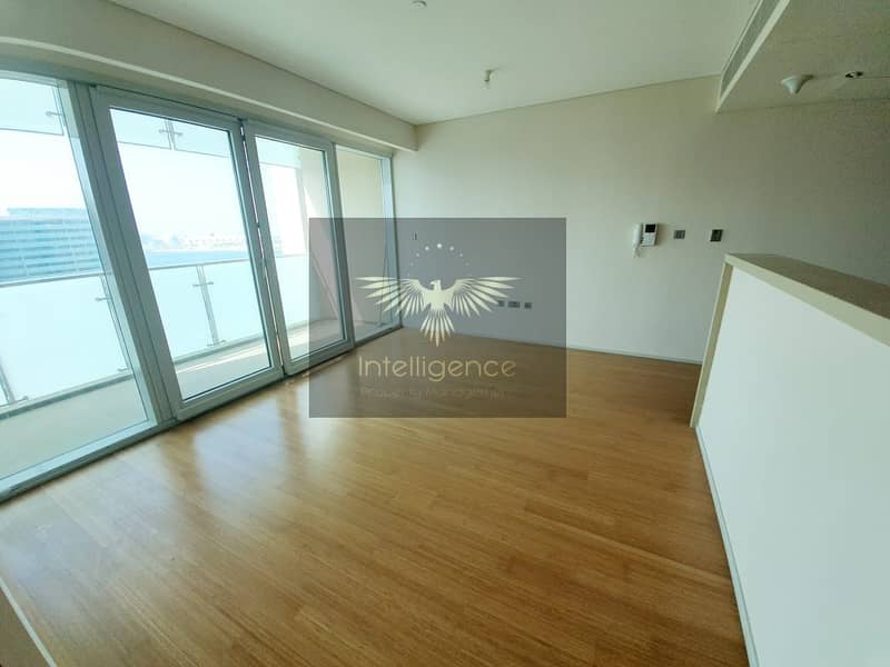 Captivating Sea View! Vacant Well Maintained Unit!