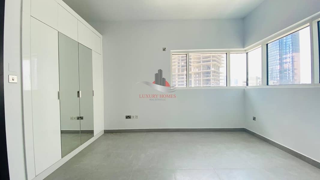No Commission Maid room with Big Balcony No Commission Maid room with Big Balcony