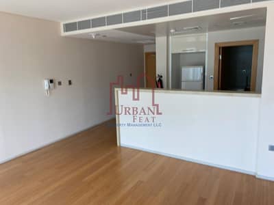 Move in! 2 payments Luxurious 1BR w/ sea view Move in! 2 payments Luxurious 1BR w/ sea view