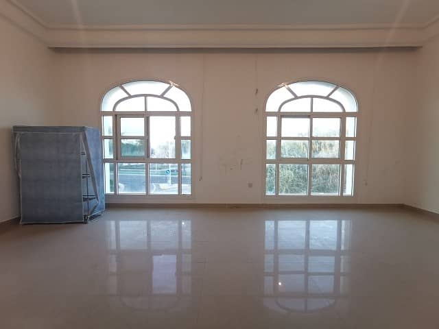 Superb Spacious Studio For 3500 Monthly Near Bateen Mall