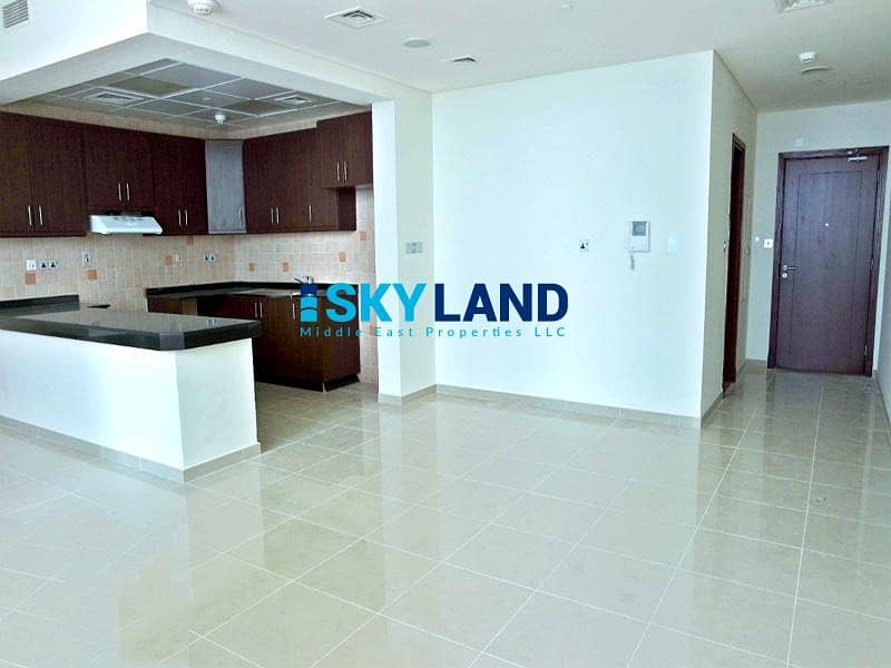 Vacant ! Large Studio Apartment w/ 1FREE Parking Vacant ! Large Studio Apartment w/ 1FREE Parking