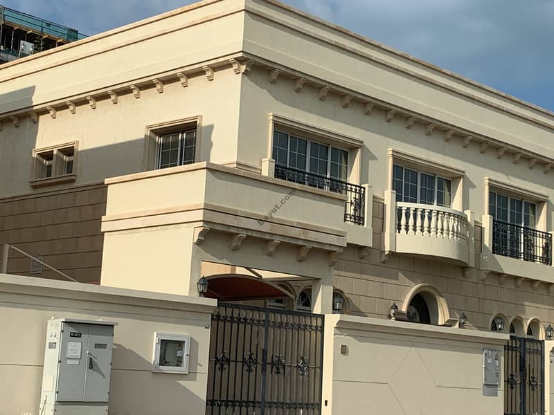 Best Deal, Up to 6 cheques, Independent villa in Al Barsha 1