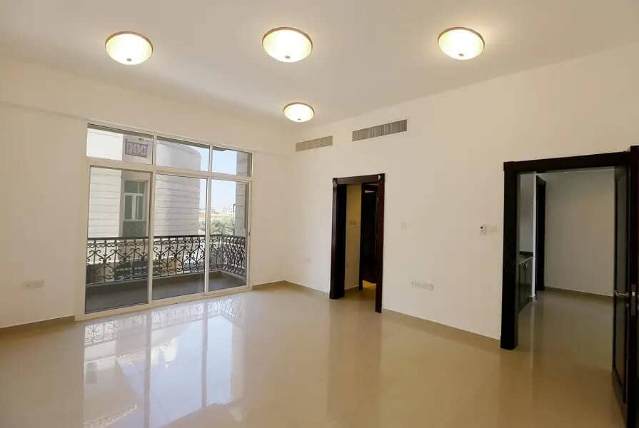 Western Style 4 Master Bedroom villa with communal Pool & GYM, Water / Electricity Free Western Style 4 Master Bedroom villa with communal Pool & GYM, Water / Electricity Free