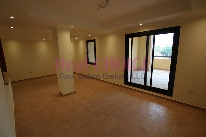 1bedroom apartment with big covered balcony and 12chqs payment 1bedroom apartment with big covered balcony and 12chqs payment