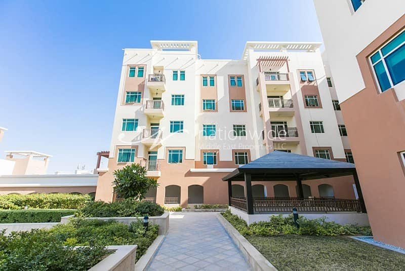 Hot Deal! Elegant Home on a Peaceful Location Hot Deal! Elegant Home on a Peaceful Location
