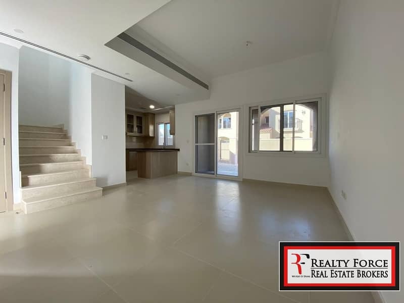 SINGLE ROW | PARK FACING | READY TO MOVE IN SHORTLY SINGLE ROW | PARK FACING | READY TO MOVE IN SHORTLY