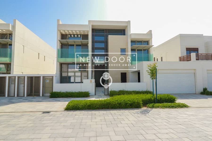 Contemporary 5 Bed| Furnished Villa District One