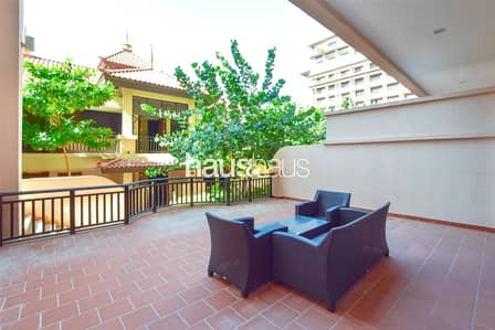 Multiple Cheque | Full Beach Access | Hotel Living Multiple Cheque | Full Beach Access | Hotel Living