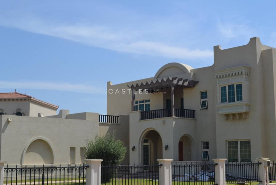 Upgraded 4 bed+maids Entertainment Foyer Upgraded 4 bed+maids Entertainment Foyer