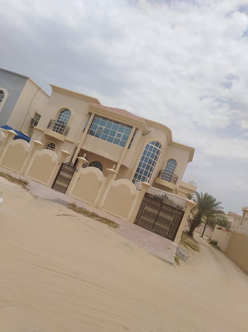 For sale villa in Ajman at a snapshot in the Rawda area, super deluxe