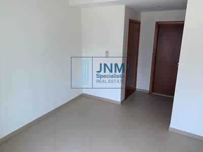 Exclusive 1 Bed | Marina View | Well Maintained Exclusive 1 Bed | Marina View | Well Maintained