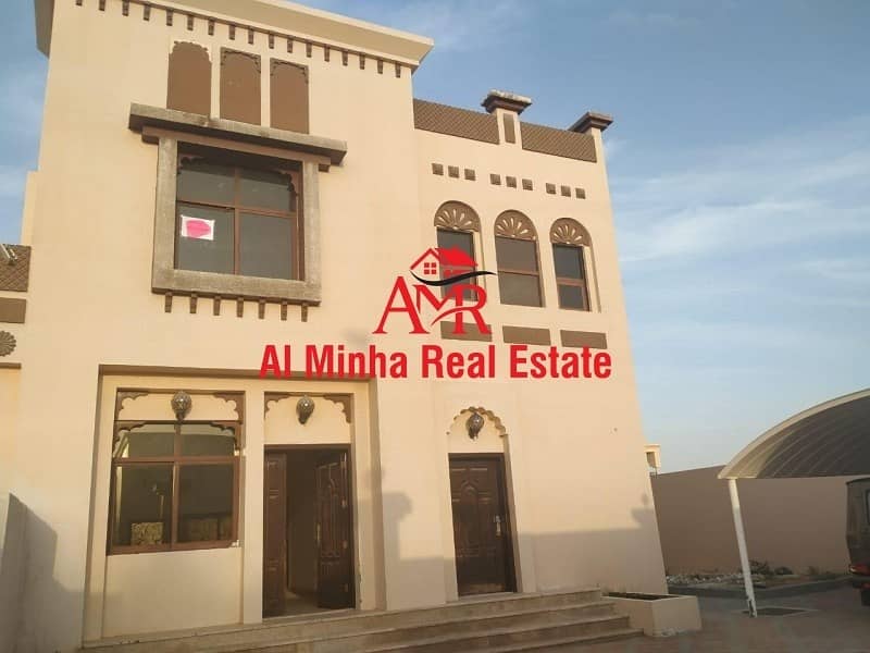Private Entrance | Yard | Shaded Parkings Private Entrance | Yard | Shaded Parkings