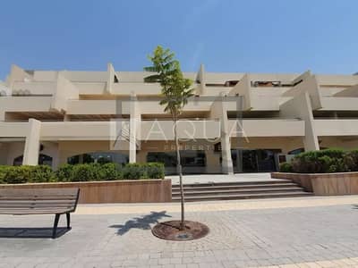 High Investment Return | Fitted retail space High Investment Return | Fitted retail space