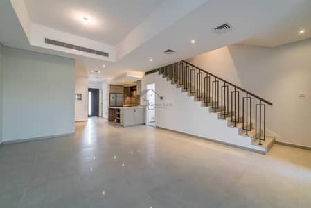 Corner unit in this boutique styled I Elegantly Designed Corner unit in this boutique styled I Elegantly Designed