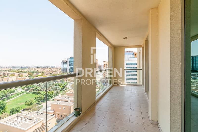Best Priced 3 Bed Apt with Stunning View
