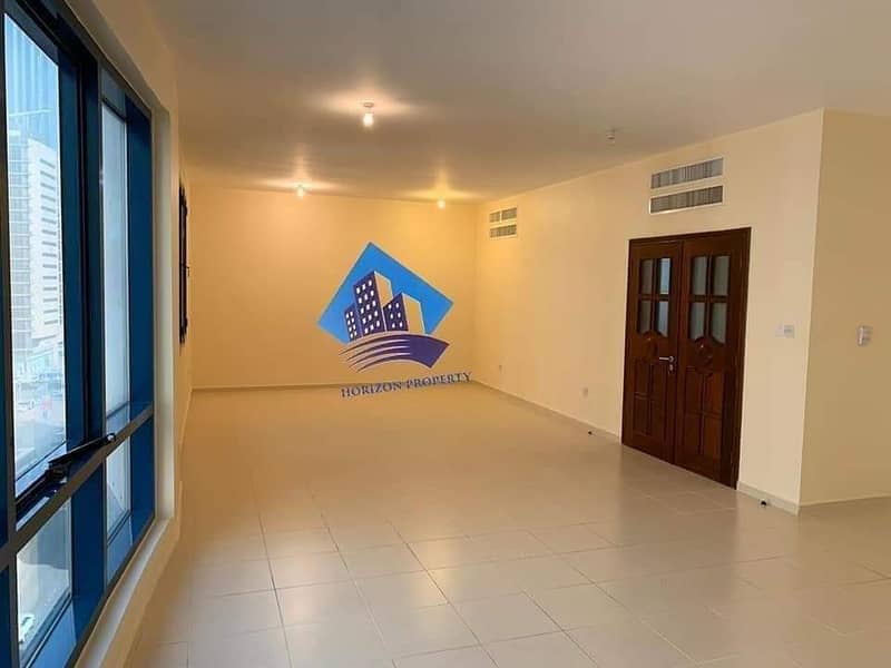Квартира в улица Аль Наср, 4 cпальни, 80000 AED - 4589062