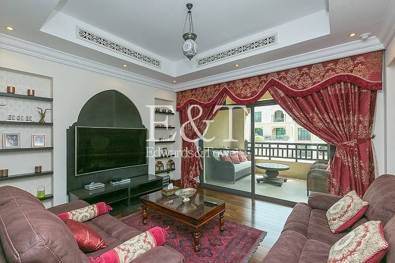 Vacant | Upgraded | Furnished | Best location Vacant | Upgraded | Furnished | Best location