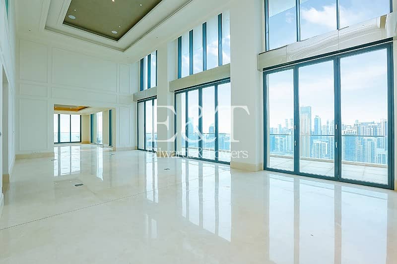 Sumptous Property | Two Floors | Downtown Views