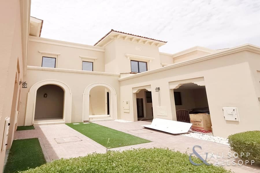 2M Mira 5 | Near Pool and Park | 3 Bedroom