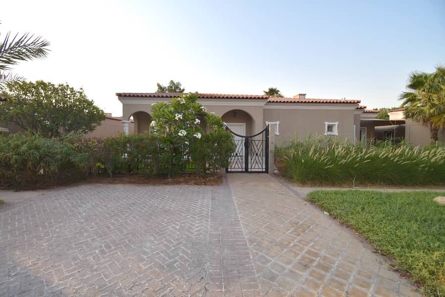 Large Plot |Close to Park |Pristine villa Large Plot |Close to Park |Pristine villa