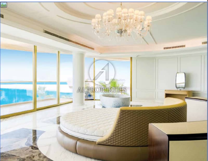 Mansion with Private Beach Mansion with Private Beach