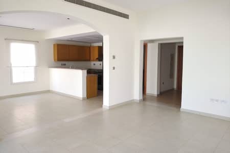 Right in the Center Of the Community | Perfect Villa Living | Right in the Center Of the Community | Perfect Villa Living |