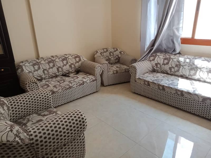 Furnished room and hall very excellent brushes