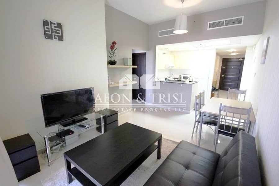 Unfurnished I Lake Views I Chiller Free I New Listing Unfurnished I Lake Views I Chiller Free I New Listing