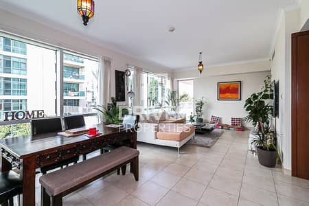 Elegant 2 Bedroom Unit in a Prime Location Elegant 2 Bedroom Unit in a Prime Location
