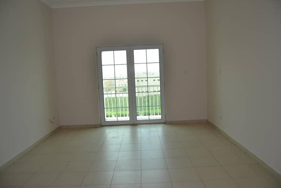 位于迪拜投资园区（DIP），2期，瑞塔吉（综合住宅区） 的公寓 300000 AED - 4591822