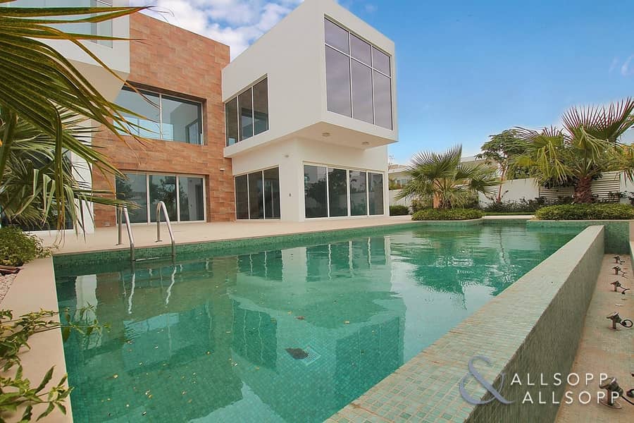 4 Bedroom | Open Floorplan | Private Pool