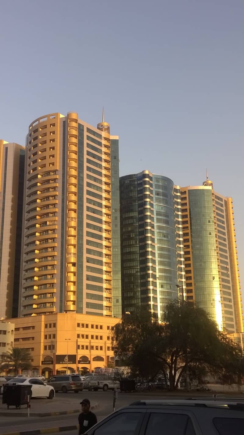 1BHK FOR RENT IN HORIZON TOWERS , 1436 SQFT , 23,000