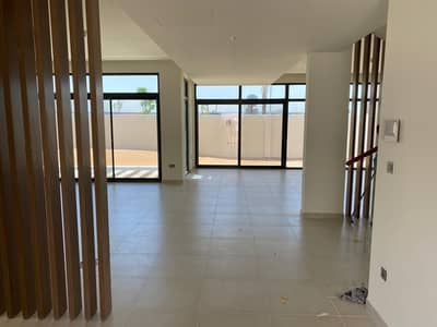 Exciting Offer in a Very Nice Location Single Row Exciting Offer in a Very Nice Location Single Row