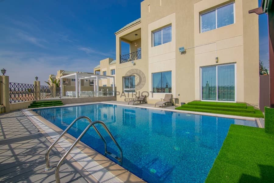 Larg e Size  Luxry Villa | Ready to move-in
