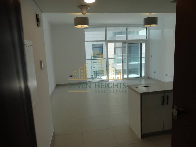Zero Comission/13 Month/Brand New Building Zero Comission/13 Month/Brand New Building