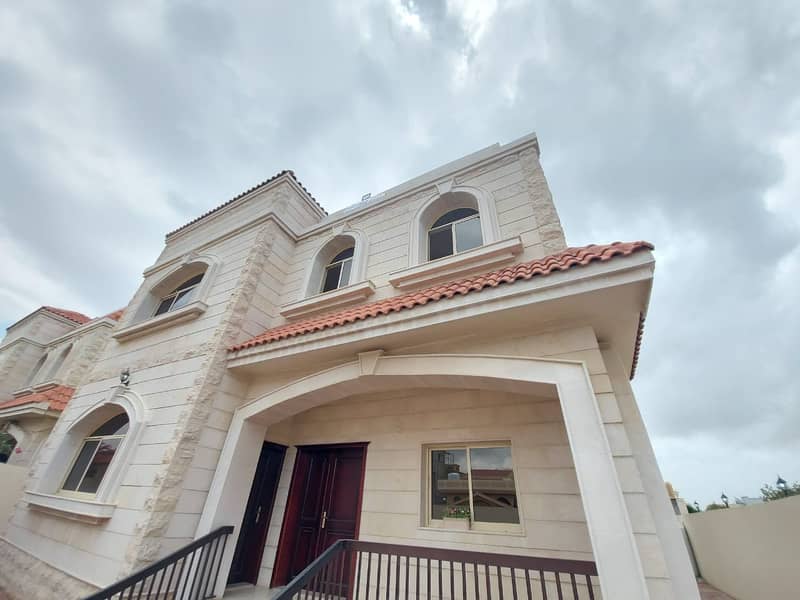 Villa for rent at the price of a snapshot in the Emirate of Ajman with electricity and water Villa for rent at the price of a snapshot in the Emirate of Ajman with electricity and water