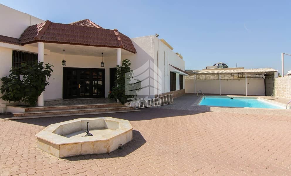 Burj Khalifa View | Affordable Villa with Complete Amenities | 9 Parking Spaces Burj Khalifa View | Affordable Villa with Complete Amenities | 9 Parking Spaces