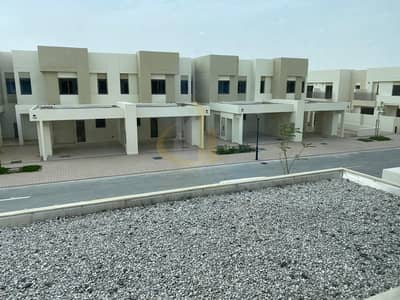 Brand New 3BR+M Noor TH | Type 1| Close to pool and Park Brand New 3BR+M Noor TH | Type 1| Close to pool and Park