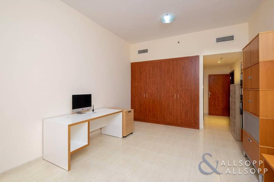 9 Two Bedroom Apartment | Golf Course View