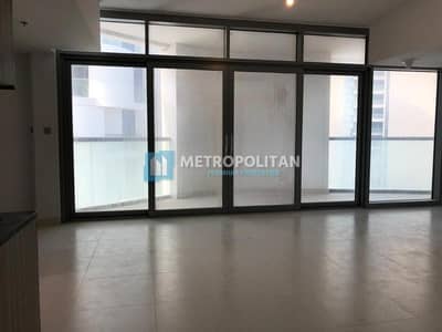 Spacious 2Bedroom apartment with Balcony Spacious 2Bedroom apartment with Balcony