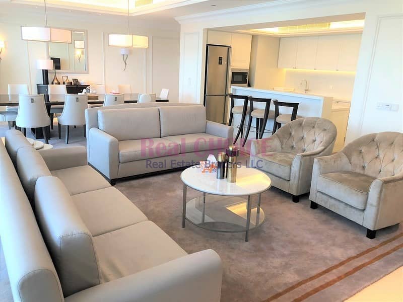 Luxurious 4BR + M Hotel Apartment|Fully Furnished