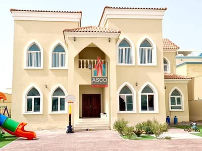 luxury villa 6 br | driver room | Negotiable| luxury villa 6 br | driver room | Negotiable|