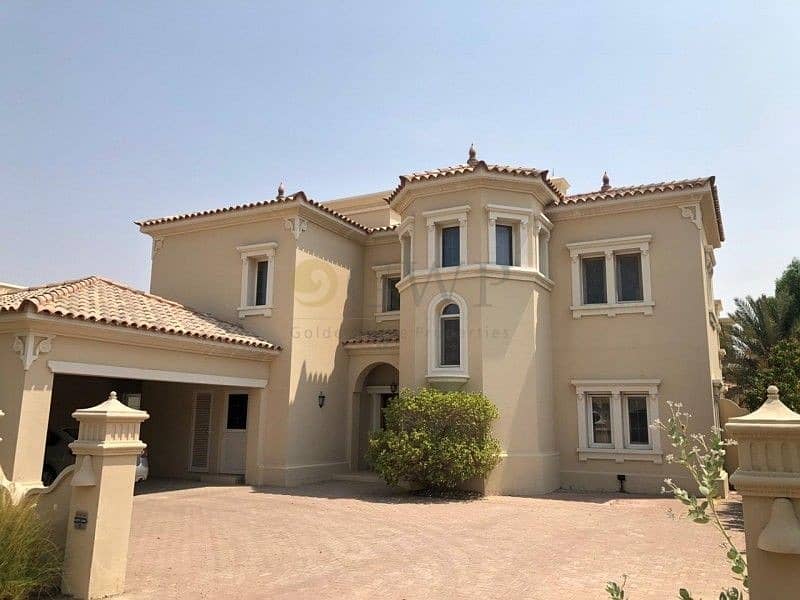 4 B/R Villa Direct from owner  with landscaped garden  & No Commission