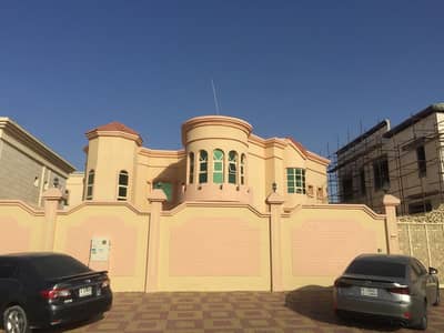 BEST OF THE BEST - 5 MASTER BEDROOM 2 HALL MAJLIS - PARKING INSIDE AND OUTSIDE BEST OF THE BEST - 5 MASTER BEDROOM 2 HALL MAJLIS - PARKING INSIDE AND OUTSIDE