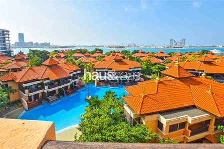 Lagoon Facing | New Flooring | New Decor Lagoon Facing | New Flooring | New Decor