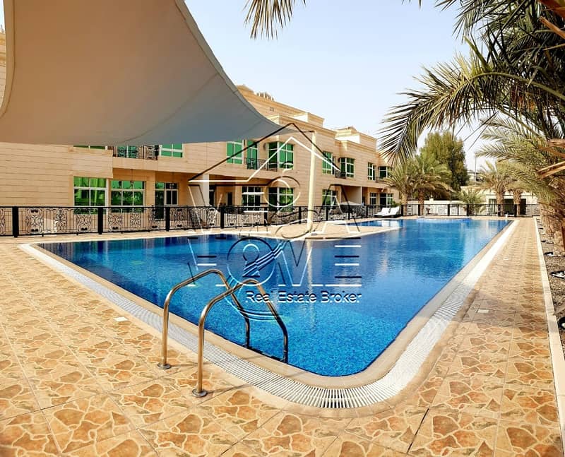 EURO-STYLE 5 MASTER BED VILLA WITH SHARED POOL/GYM EURO-STYLE 5 MASTER BED VILLA WITH SHARED POOL/GYM
